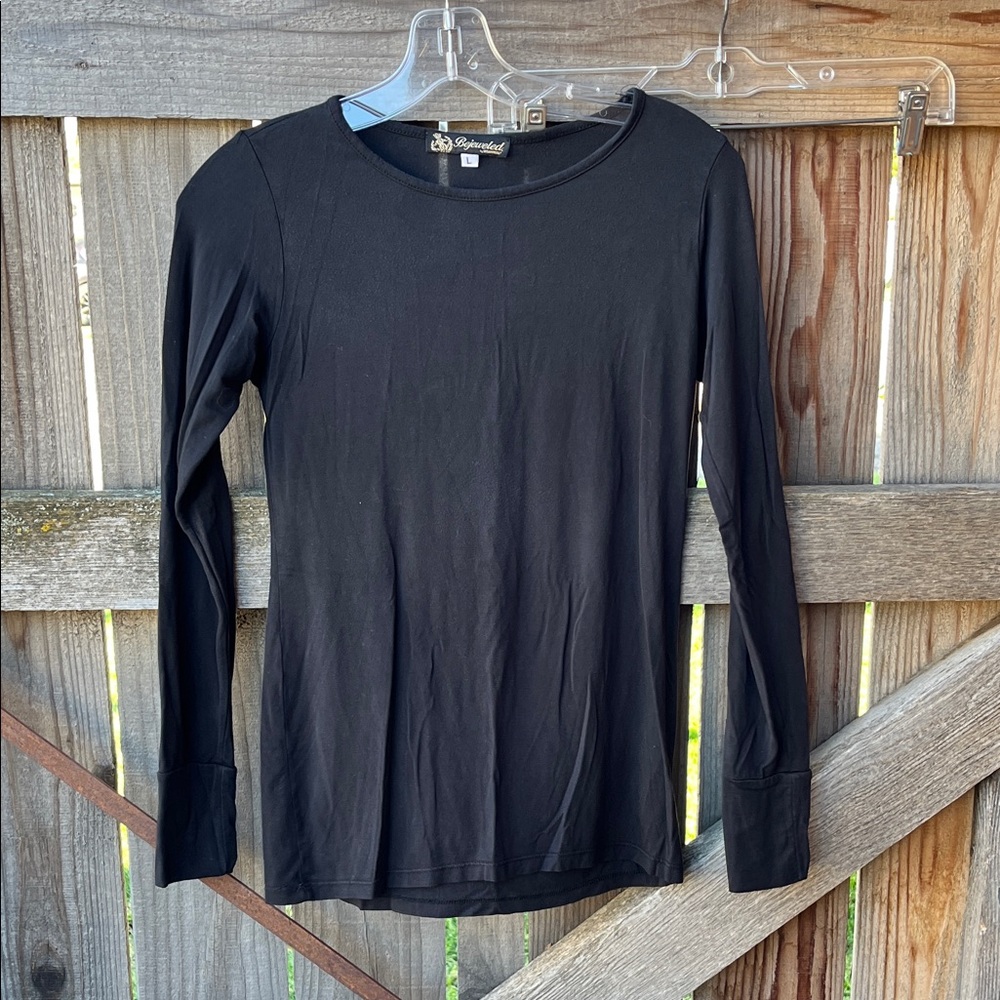 Essential Black Long Sleeve Tee - Picture 3 of 3